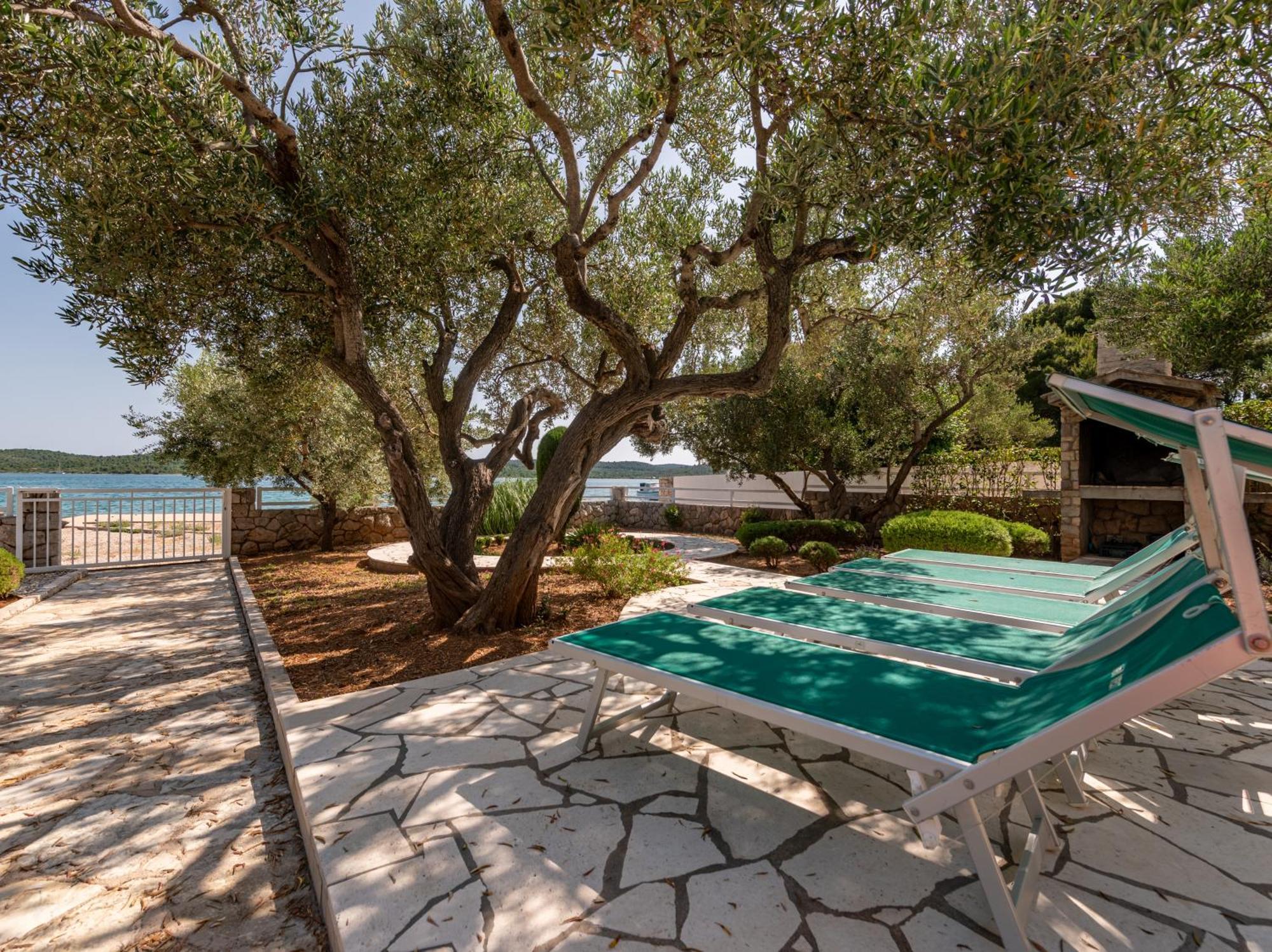 On The Villa Pirovac